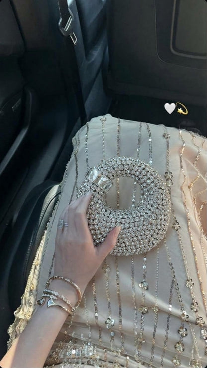Kundun Clutch with Chain